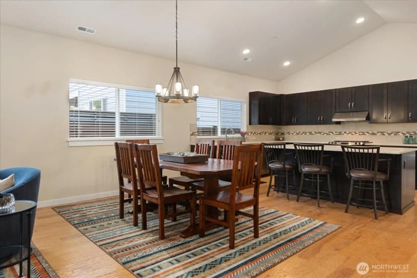 Property photo for 15380 Se 160th Place, Renton photo 17