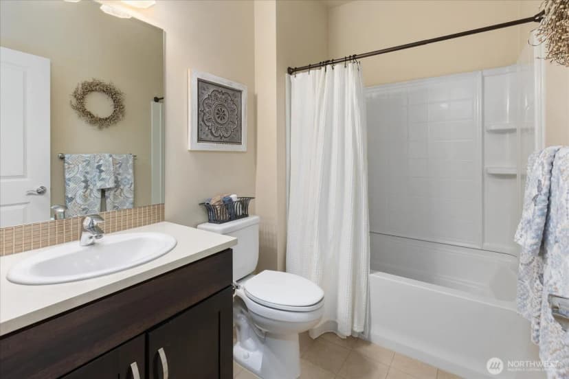 Property photo for 15380 Se 160th Place, Renton photo 12
