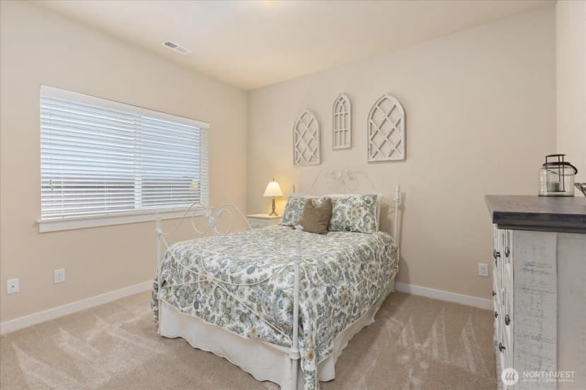 Property photo for 15380 Se 160th Place, Renton photo 7