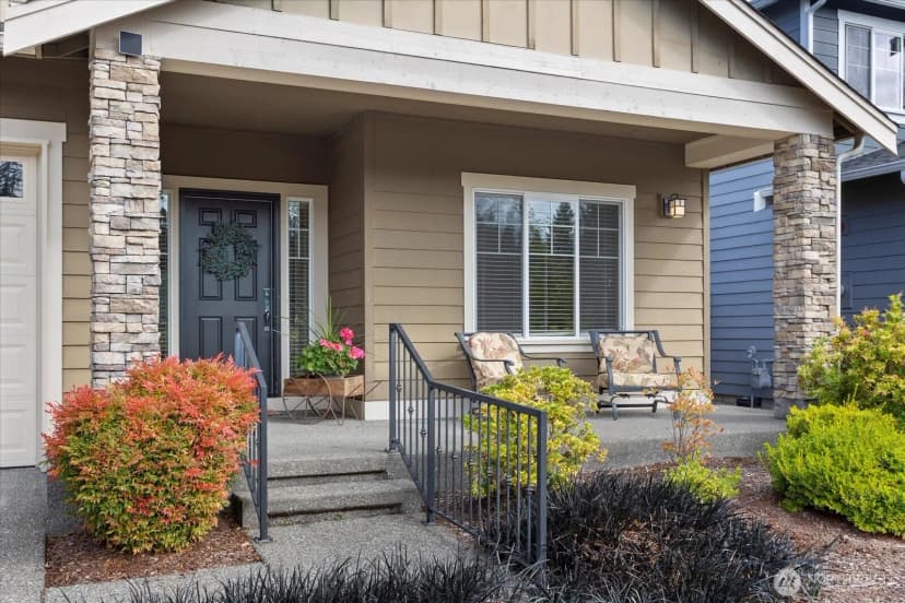 Property photo for 15380 Se 160th Place, Renton photo 2