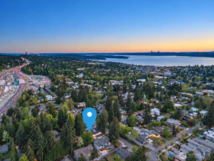Property photo for 11610 Ne 92nd Street, Kirkland photo 38