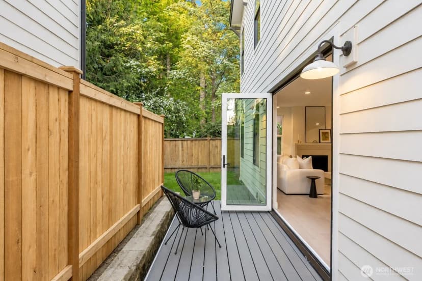 Property photo for 11610 Ne 92nd Street, Kirkland photo 34
