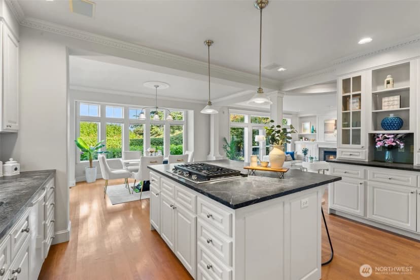 Property photo for 2103 Nw 96th, Seattle photo 12