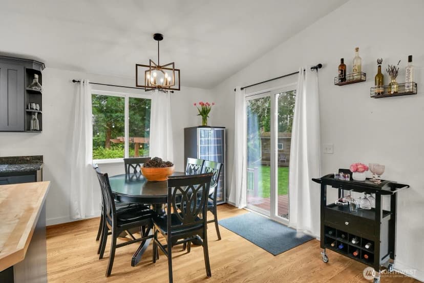 Property photo for 16226 2nd Place W, Lynnwood photo 11