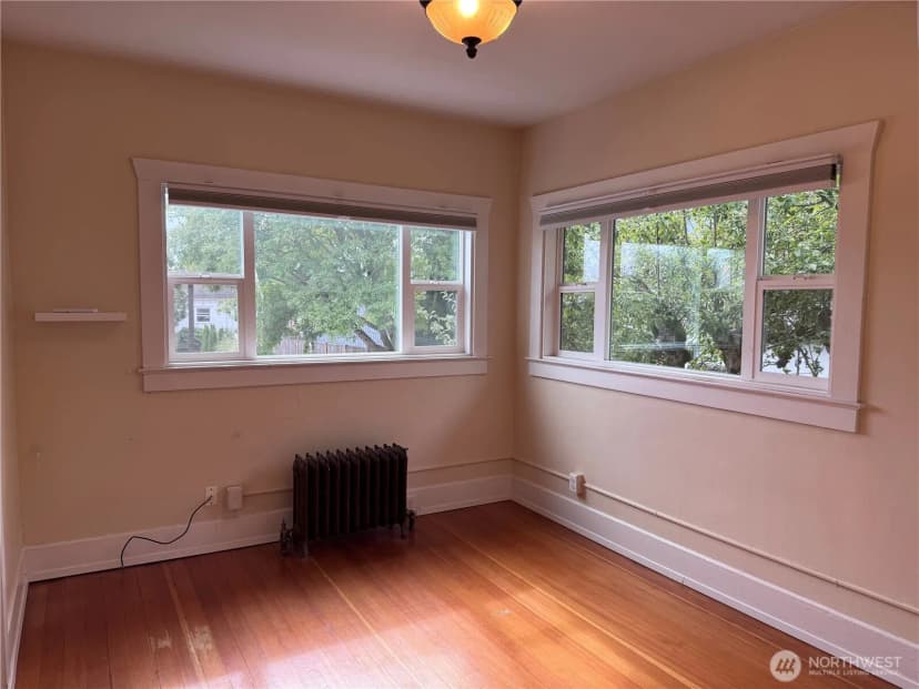 Property photo for 423 N 50th Street, Seattle photo 11