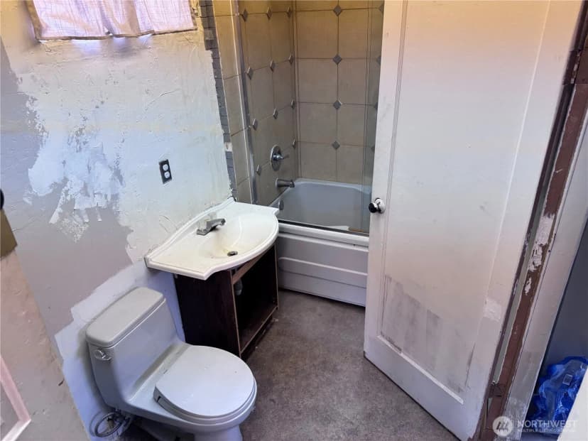 Property photo for 423 N 50th Street, Seattle photo 18