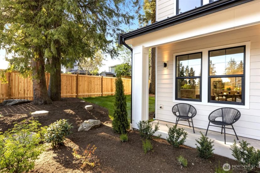 Property photo for 11608 Ne 92nd Street, Kirkland photo 36