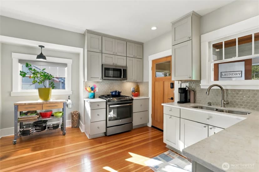 Property photo for 3930 S Ferdinand Street, Seattle photo 11