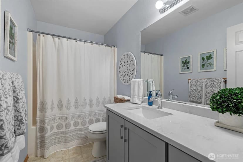 Property photo for 4613 149th Place Se, Everett photo 17