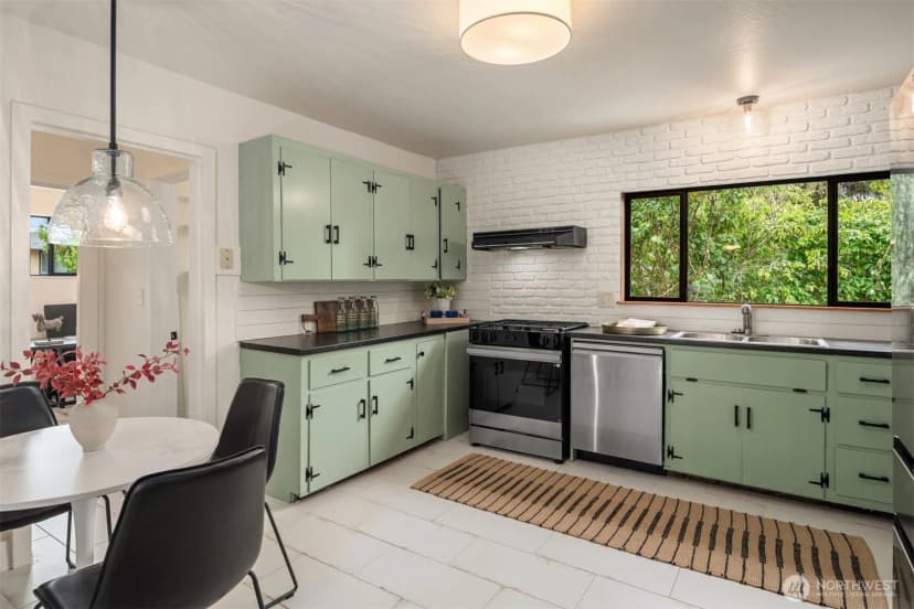 Property photo for 8622 22nd Avenue Sw, Seattle photo 11