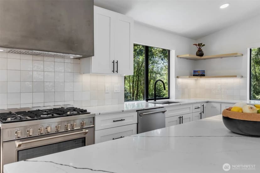 Property photo for 20921 Se 159th Street, Renton photo 8