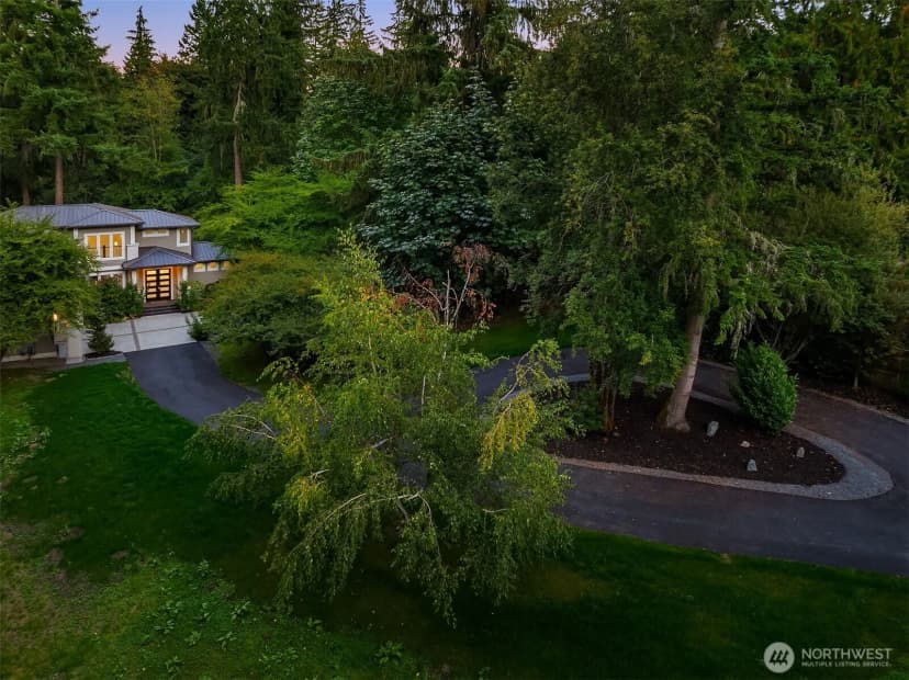 Property photo for 17804 164th Avenue Ne, Woodinville photo 2