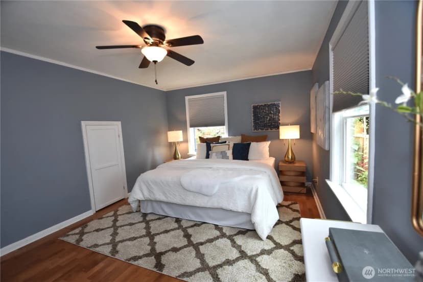 Property photo for 12537 19th Avenue Ne, Seattle photo 15