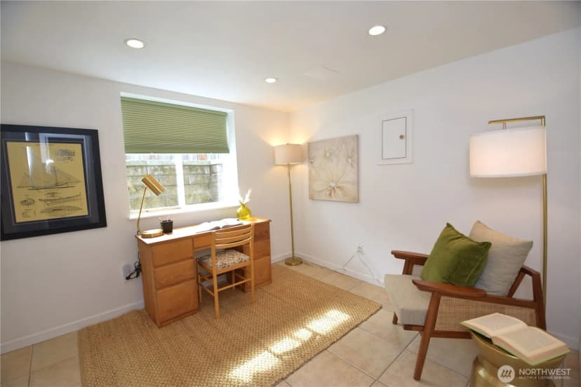 Property photo for 12537 19th Avenue Ne, Seattle photo 27