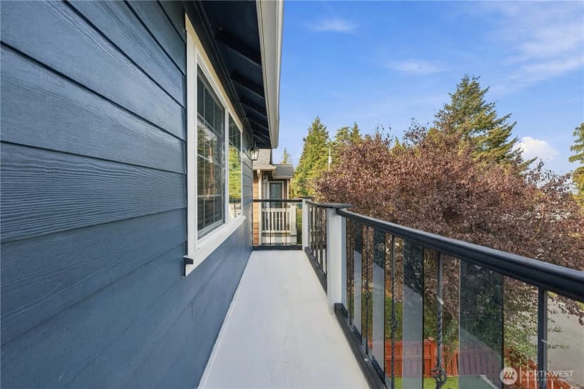 Property photo for 7402 Olympic Drive, Everett photo 24