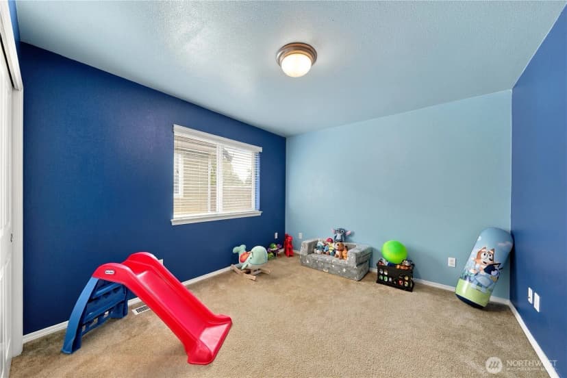 Property photo for 7402 Olympic Drive, Everett photo 27