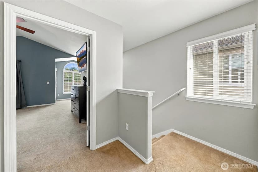 Property photo for 7402 Olympic Drive, Everett photo 18