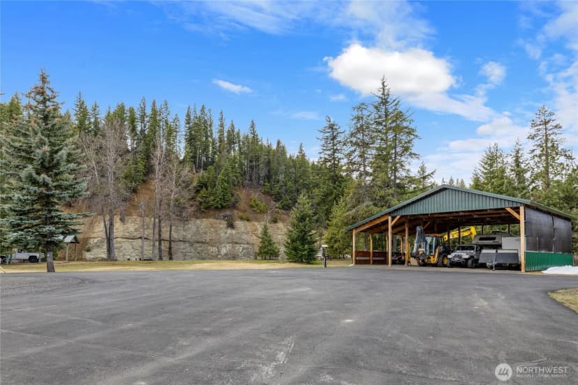Property photo for 4010 Teanaway Middle Fork Rd, Cle Elum photo 9