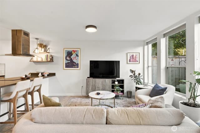Property photo for 8644 Delridge Sw #b, Seattle photo 4
