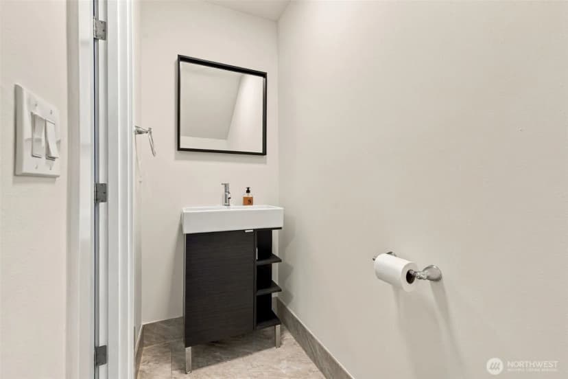 Property photo for 8644 Delridge Sw #b, Seattle photo 10