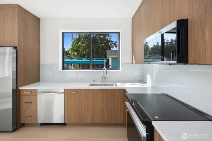 Property photo for 3943 S Morgan Street #b, Seattle photo 5