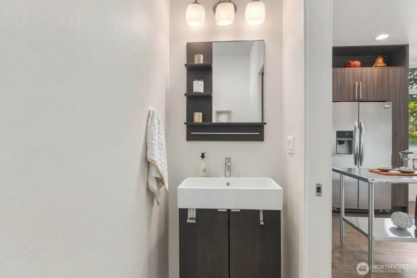 Property photo for 304 26th Avenue S #c, Seattle photo 16