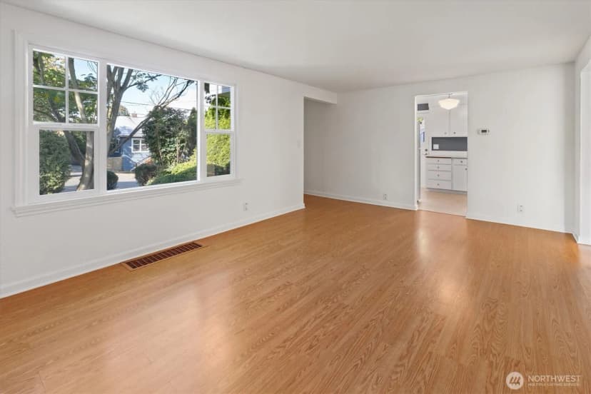 Property photo for 1817 Nw 77th Street, Seattle photo 6