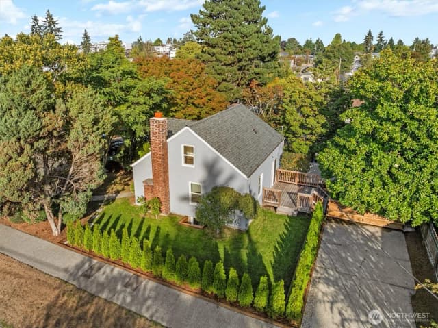 Property photo for 1817 Nw 77th Street, Seattle photo 2
