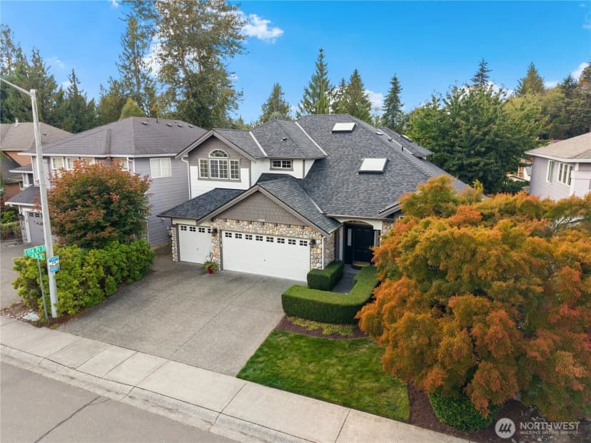 Property photo for 17308 31st Drive Se, Bothell photo 3