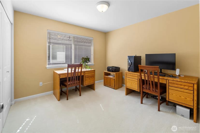 Property photo for 17308 31st Drive Se, Bothell photo 32
