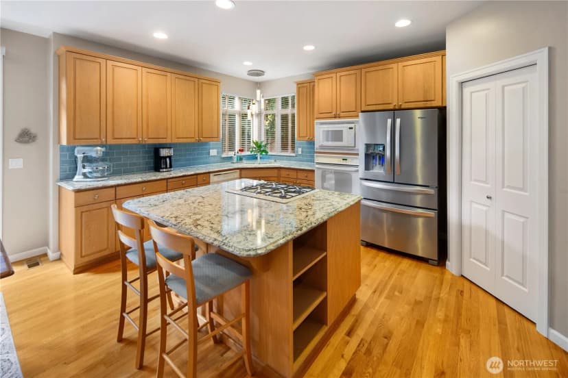 Property photo for 17308 31st Drive Se, Bothell photo 13