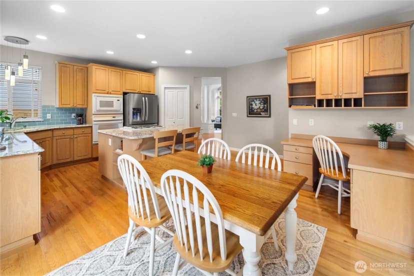 Property photo for 17308 31st Drive Se, Bothell photo 16