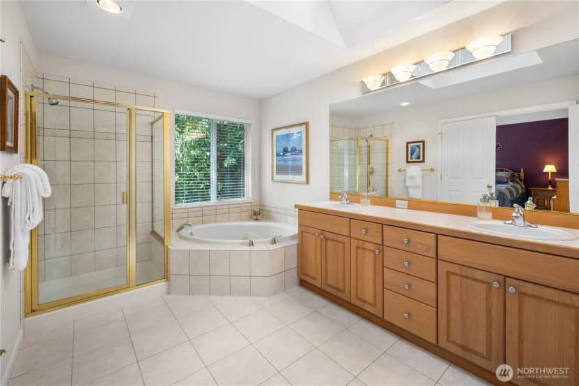 Property photo for 17308 31st Drive Se, Bothell photo 26
