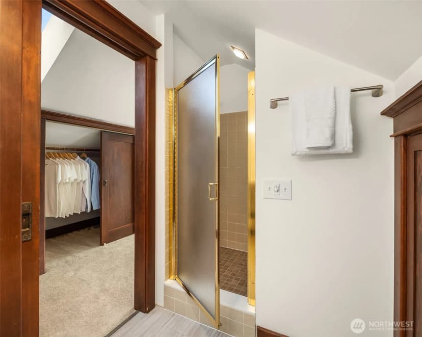 Property photo for 6220 2nd Avenue Nw, Seattle photo 28
