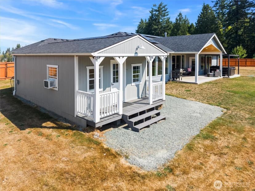 Property photo for 18521 32nd Avenue Nw, Stanwood photo 2