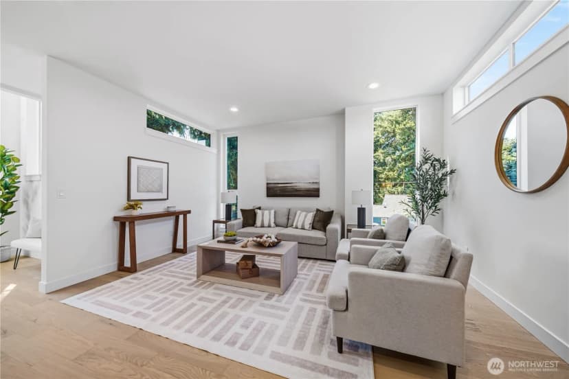 Property photo for 14342 Bagley Avenue N, Seattle photo 10