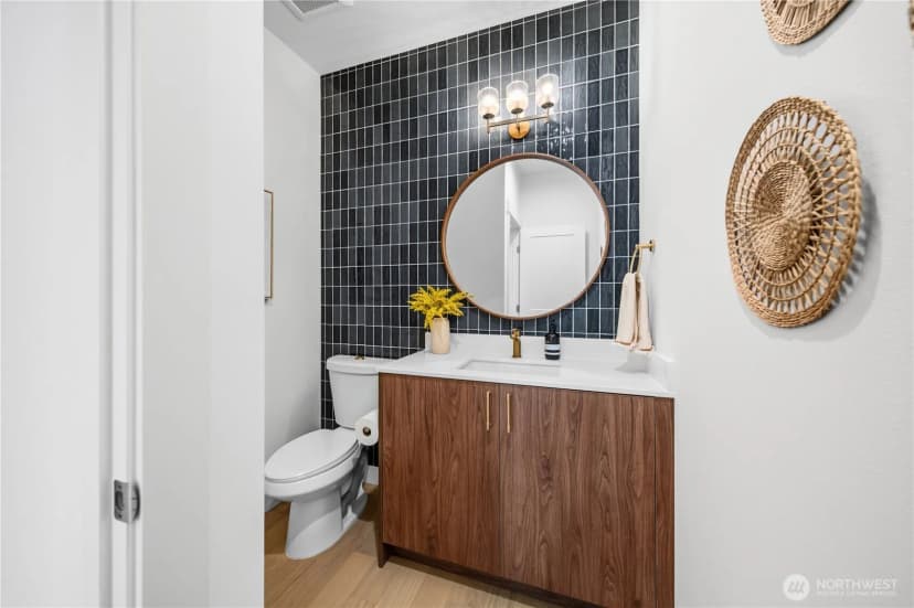 Property photo for 14342 Bagley Avenue N, Seattle photo 15