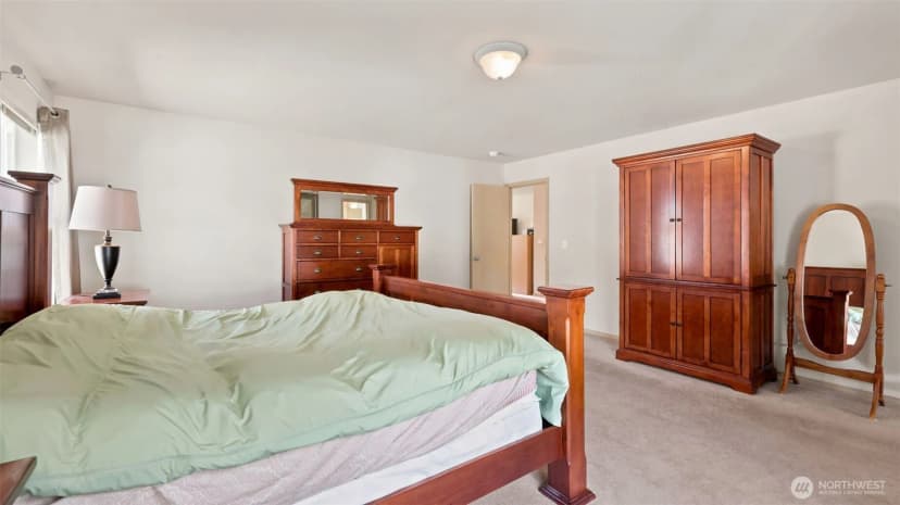 Property photo for 18128 168th Way Se, Renton photo 30
