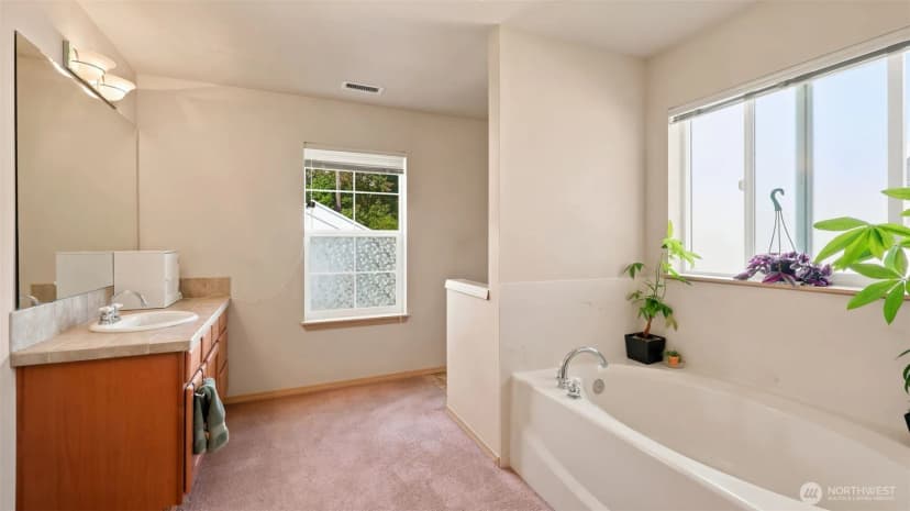 Property photo for 18128 168th Way Se, Renton photo 32