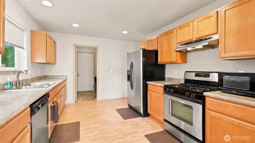 Property photo for 18128 168th Way Se, Renton photo 21