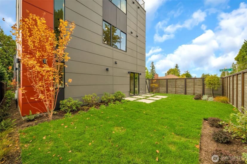 Property photo for 5201 S Holly Street, Seattle photo 31