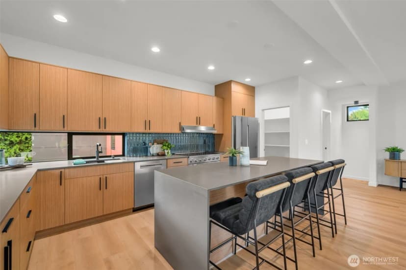 Property photo for 5201 S Holly Street, Seattle photo 17