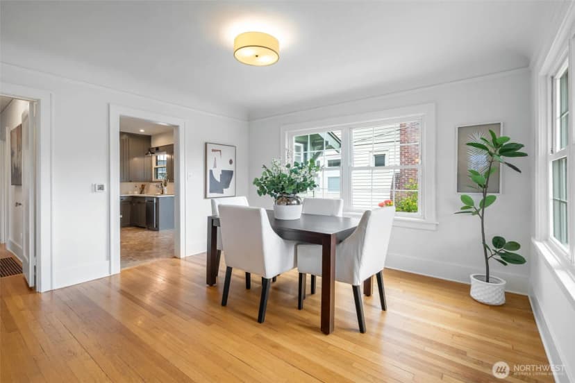 Property photo for 7916 Renton Avenue S, Seattle photo 4