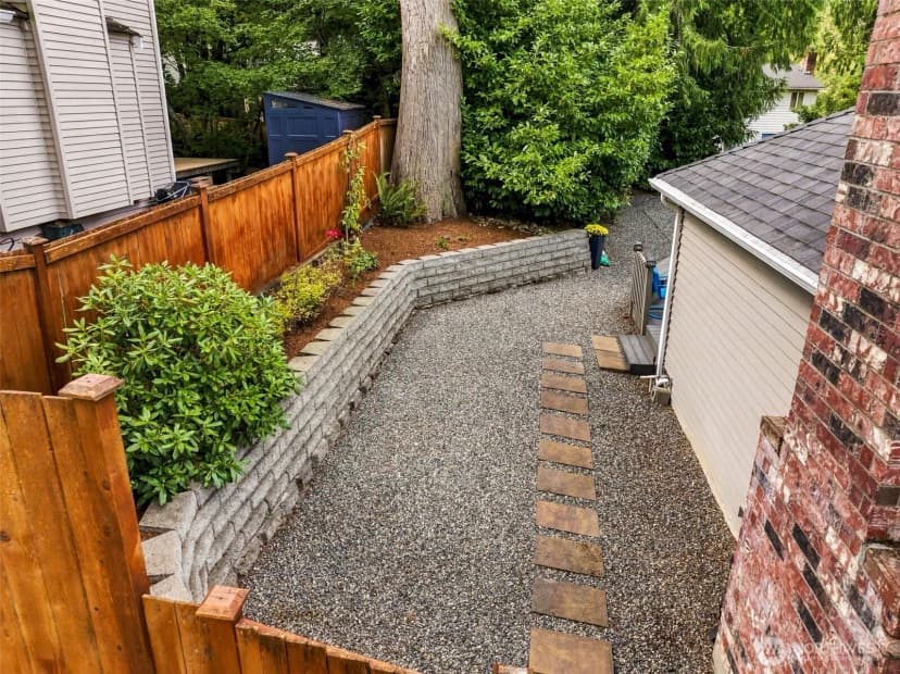Property photo for 425 Jasmine Place Nw, Issaquah photo 33
