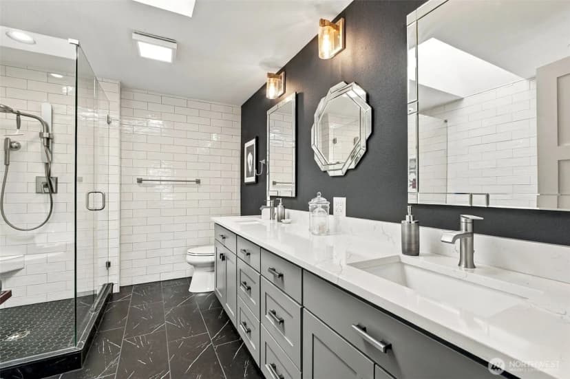 Property photo for 425 Jasmine Place Nw, Issaquah photo 21