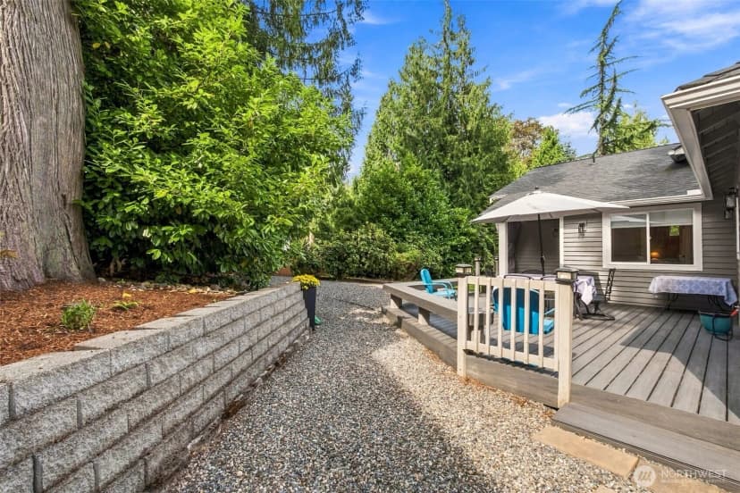 Property photo for 425 Jasmine Place Nw, Issaquah photo 29
