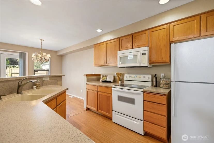 Property photo for 819 115th Street Sw #q1, Everett photo 11