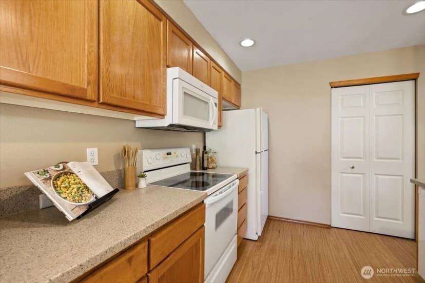 Property photo for 819 115th Street Sw #q1, Everett photo 10