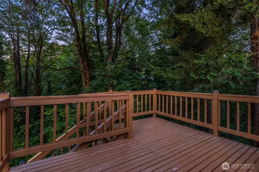 Property photo for 12112 Se 46th Pl, Bellevue photo 25
