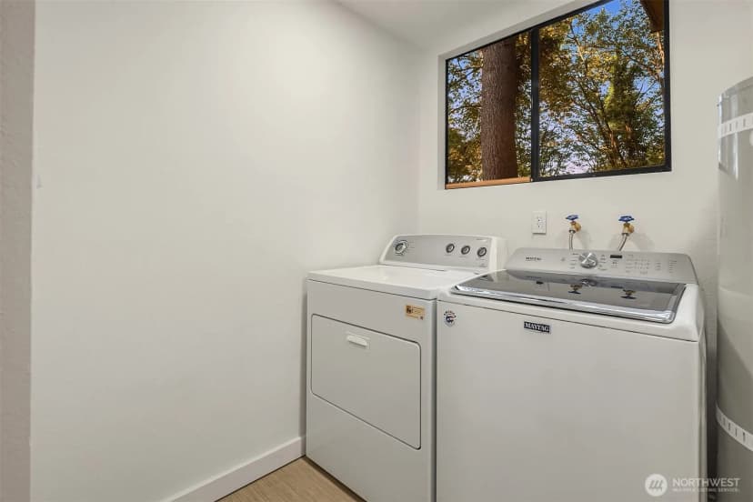 Property photo for 12112 Se 46th Pl, Bellevue photo 18
